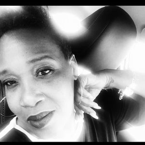 Meet your Posher, Latoya